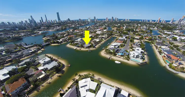 16 Bahia Court, Broadbeach Waters QLD 4218