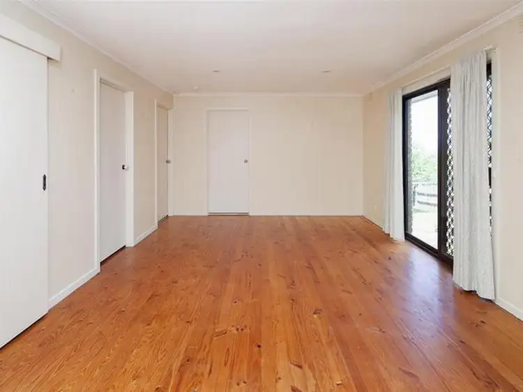 Fourth view of Homely house listing, 17 Oxley Way, Endeavour Hills VIC 3802