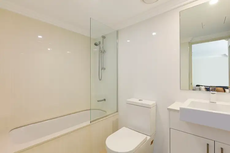 Sixth view of Homely apartment listing, 2/18 Redman Road, Dee Why NSW 2099