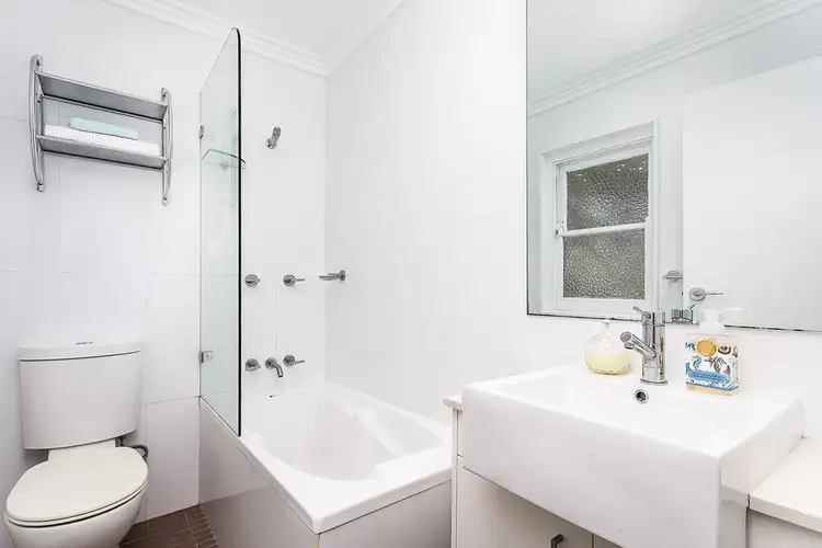 Fifth view of Homely apartment listing, 4/165 Sydney Road, Fairlight NSW 2094