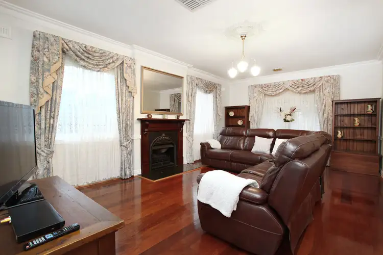 Fifth view of Homely house listing, 3 Wellington Place, Caroline Springs VIC 3023