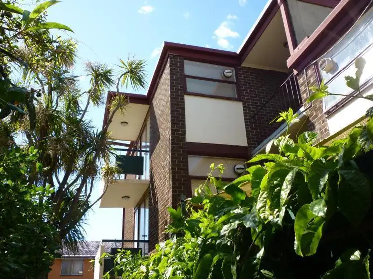 11/3 Gordon Street, Footscray VIC 3011