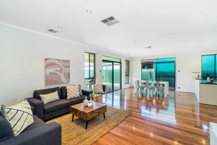 18 Dingera Avenue, North Plympton SA 5037
