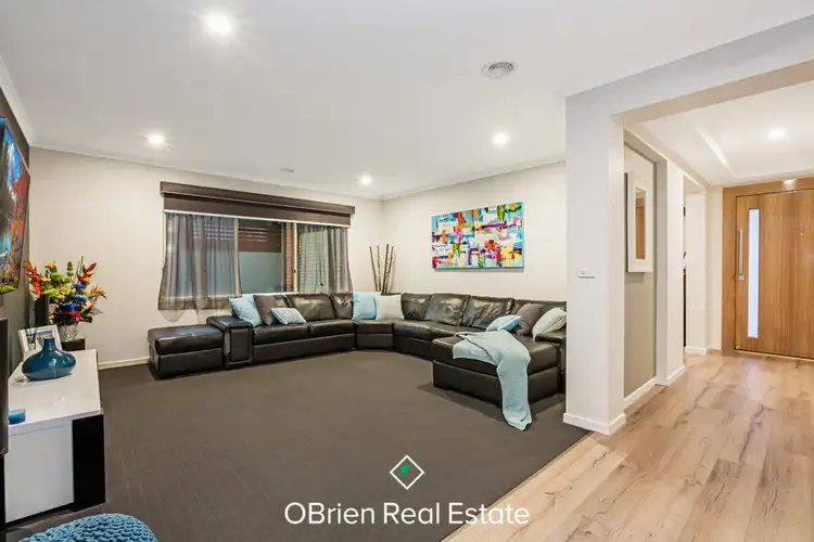 Sixth view of Homely house listing, 1 Taunton Court, Narre Warren South VIC 3805