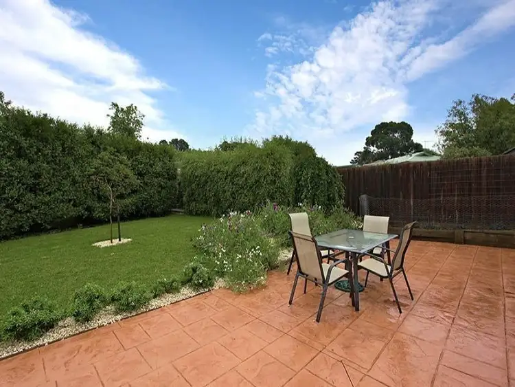 8 Bernard Court, Somerville VIC 3912