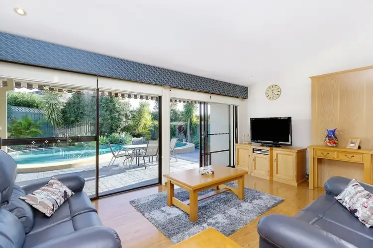 165 Caroline Chisholm Drive, Winston Hills NSW 2153