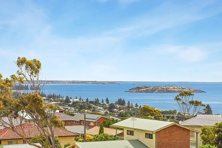 31 Wright Terrace, Encounter Bay SA 5211