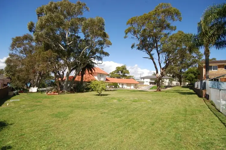 9 Eurabalong Road, Burraneer NSW 2230