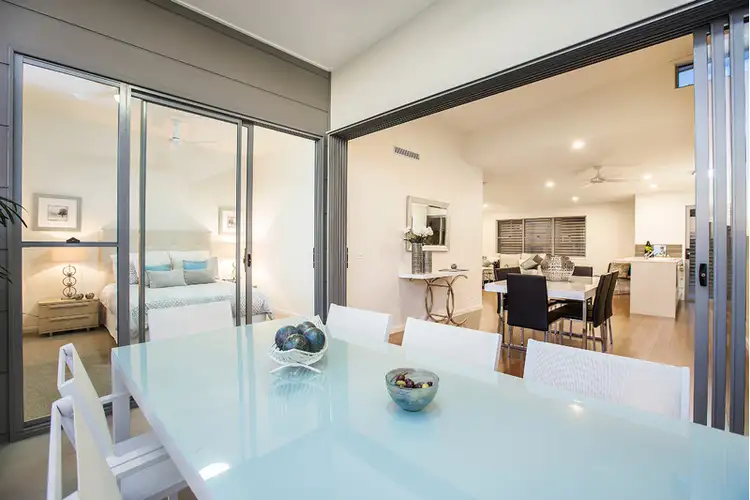 31 Halland Terrace, Camp Hill QLD 4152