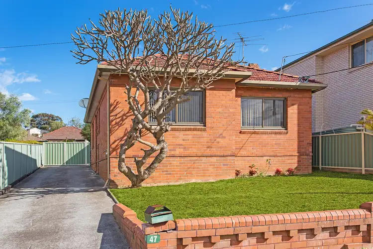 47 Bungalow Road, Peakhurst NSW 2210