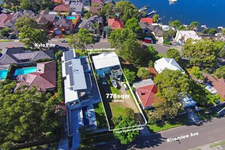68 Kyle Parade, Kyle Bay NSW 2221