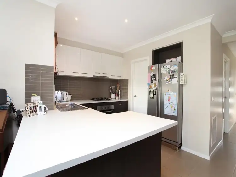 Third view of Homely unit listing, 3/16 Tantallon Crescent, Derrimut VIC 3030