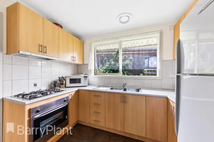 Sixth view of Homely house listing, 10 Eddie Street, St Albans VIC 3021