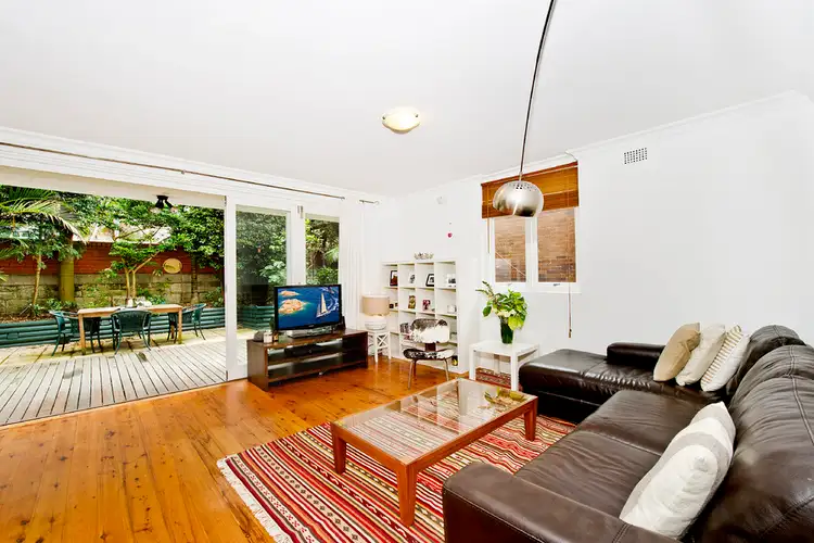 2/25 Fletcher Street, Tamarama NSW 2026