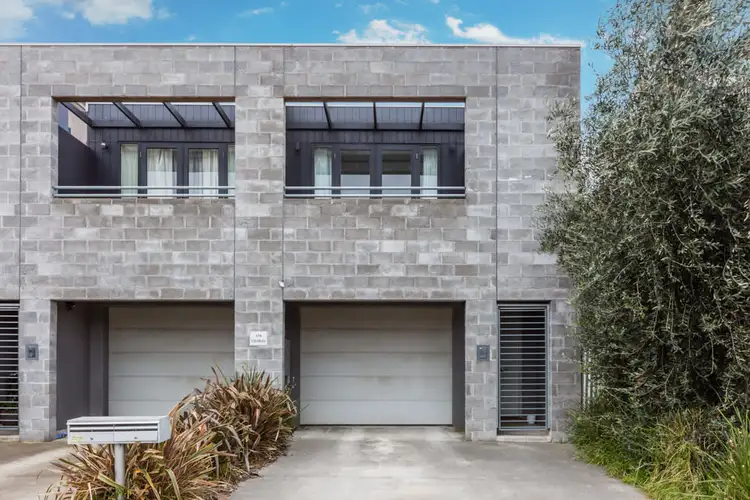 1/134 Charles Street, Seddon VIC 3011