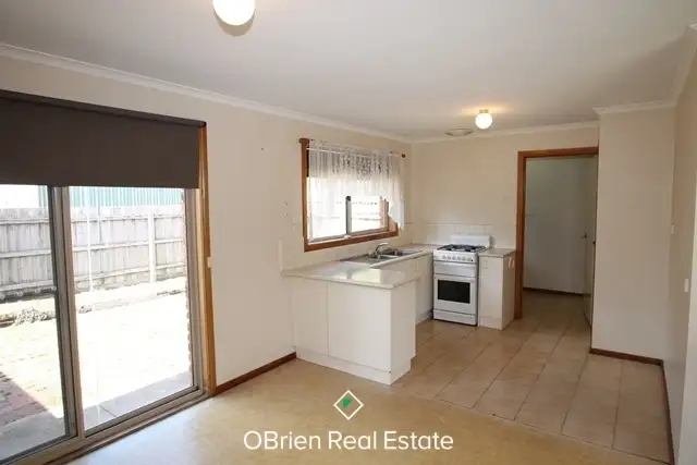 Sixth view of Homely unit listing, 6/11-13 Carlyle Street, Pakenham VIC 3810