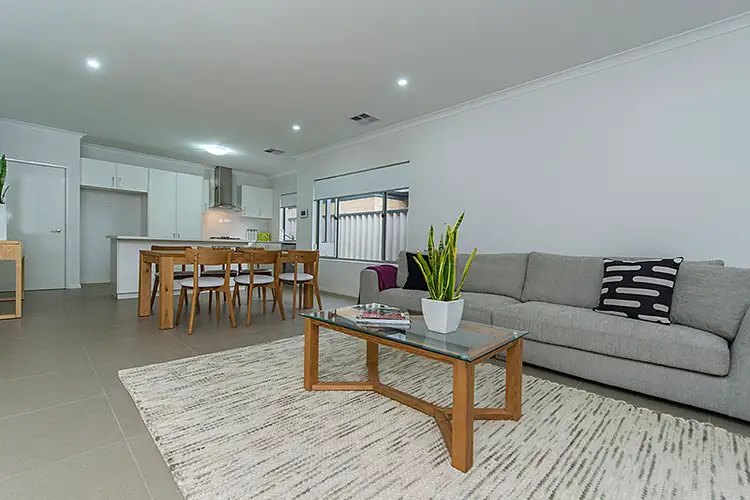 Sixth view of Homely house listing, 1/151 Keane Street, Cloverdale WA 6105