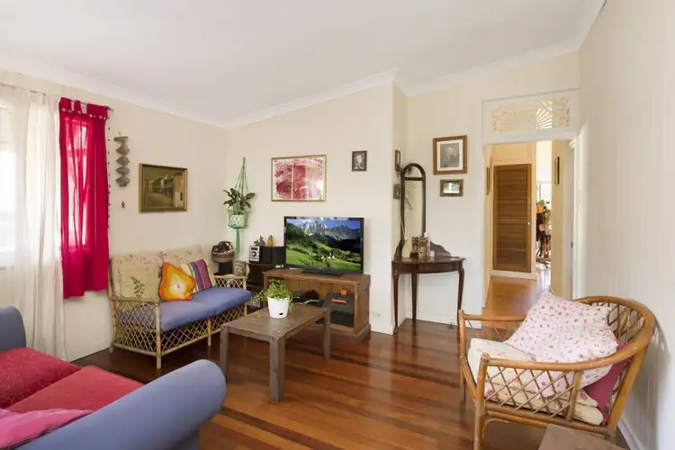 28 Leonard Street, Woolloongabba QLD 4102