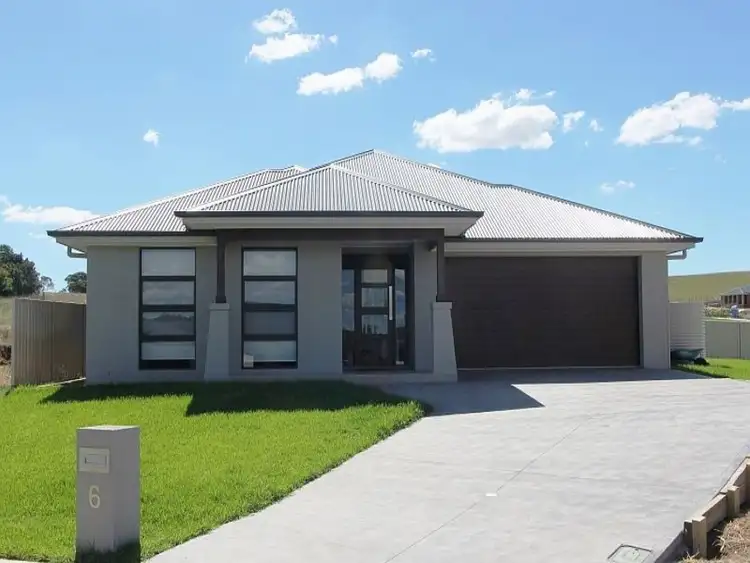 6 Fraser Close, Goulburn NSW 2580