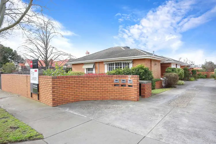 1/4 Ash Grove, Malvern East VIC 3145