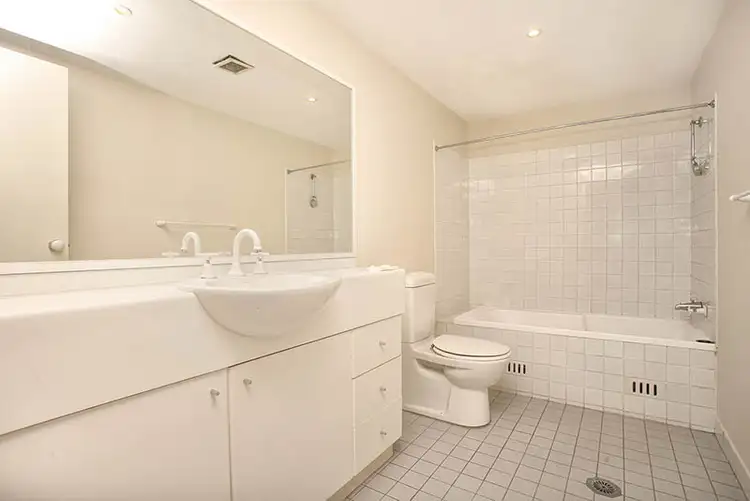 Fourth view of Homely apartment listing, 33/67 Cowper Wharf Road, Woolloomooloo NSW 2011