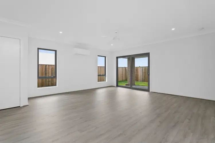 Fourth view of Homely house listing, 18 Hann Street, South Ripley QLD 4306