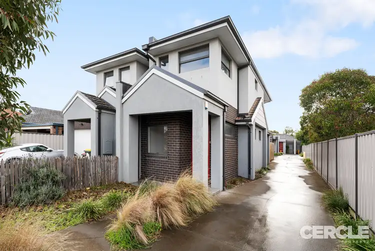 2/24 Hedgeley Road, Kealba VIC 3021