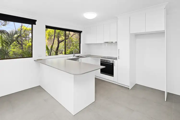 2/71 Rutland Street, Coorparoo QLD 4151