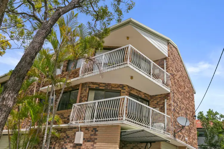 2/71 Rutland Street, Coorparoo QLD 4151
