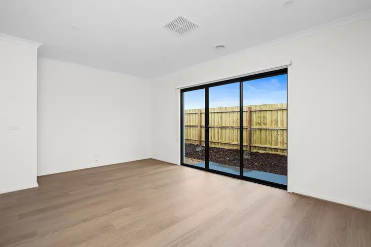 Fourth view of Homely house listing, 32 Magnolia Crescent, Beveridge VIC 3753
