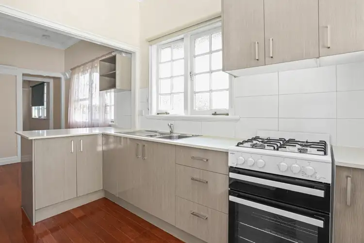 Main view of Homely unit listing, 2/23 Baroona Road, Milton QLD 4064