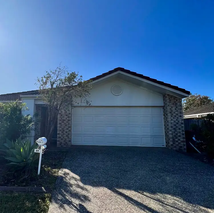 42 Pinewood Street, Wynnum West QLD 4178