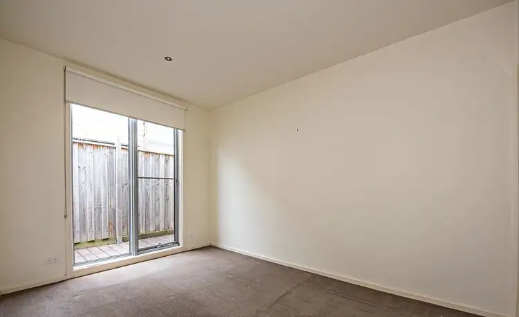 Second view of Homely unit listing, 9/6 Bear Street, Mordialloc VIC 3195