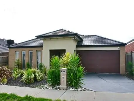 9 Carinya Court, Cranbourne North VIC 3977
