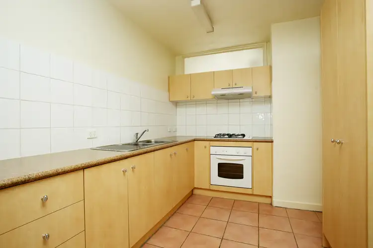 Second view of Homely apartment listing, 6/42 Creswick Street, Hawthorn VIC 3122