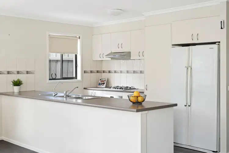 Second view of Homely house listing, 19 Wendel Court, Carrum Downs VIC 3201