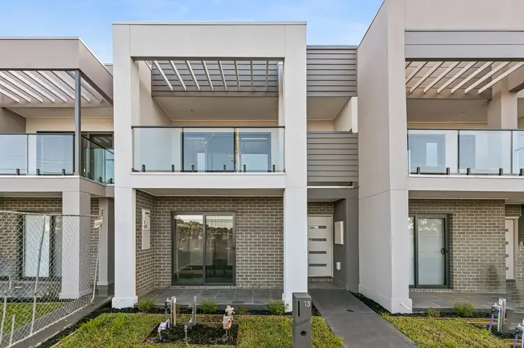 13 Abroma Walk, Tarneit VIC 3029