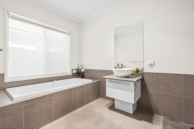 Fifth view of Homely house listing, 3 Rona Road, Point Cook VIC 3030