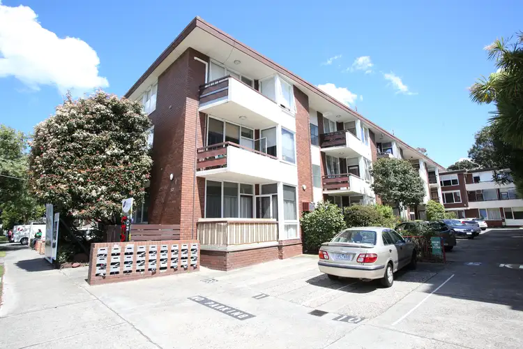 17/327 Orrong Road, St Kilda East VIC 3183