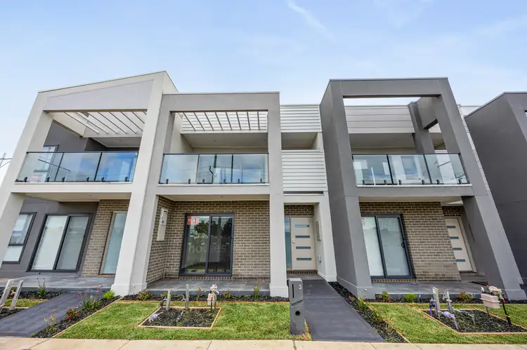 3 Abroma Walk, Tarneit VIC 3029