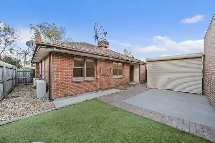 1/24 Catalina Street, Heidelberg West VIC 3081