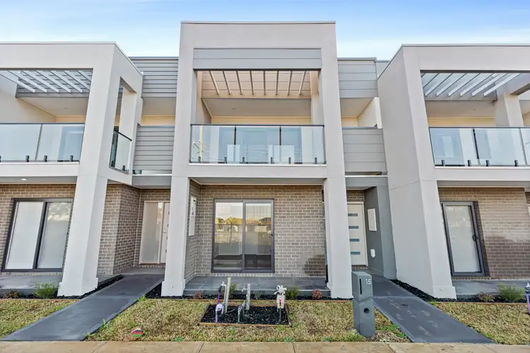 15 Abroma Walk, Tarneit VIC 3029