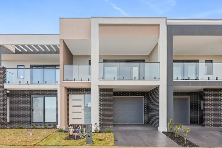 5 Espalier Road