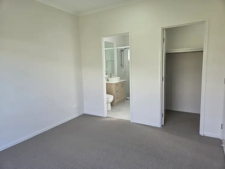 Fifth view of Homely house listing, 2 Matilda Court, Deception Bay QLD 4508