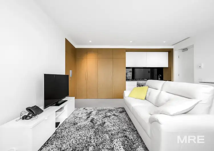 507/74 Queens Road, Melbourne VIC 3004