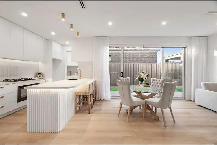 Fifth view of Homely house listing, 22 Persimmon Road, Craigieburn VIC 3064