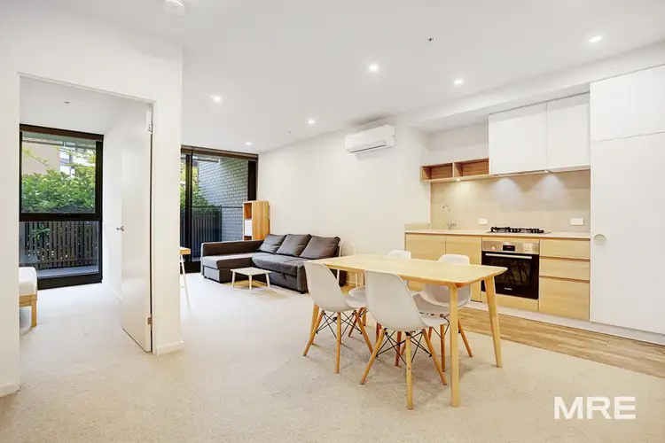 2/1 Village Mews, Caulfield North VIC 3161