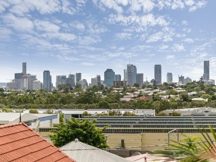 Main view of Homely townhouse listing, 6/43 Ninth Avenue, Coorparoo QLD 4151