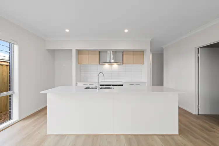 Third view of Homely house listing, 7 Jason Street, Sunbury VIC 3429
