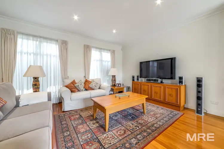 2/25 Ferncroft Avenue, Malvern East VIC 3145